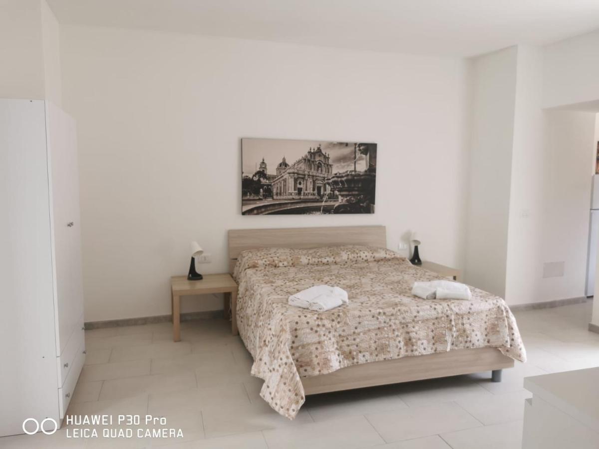 Il Giardino In Centro Apartman Catania-Fontanarossai nemzetközi repülőtér Kültér fotó