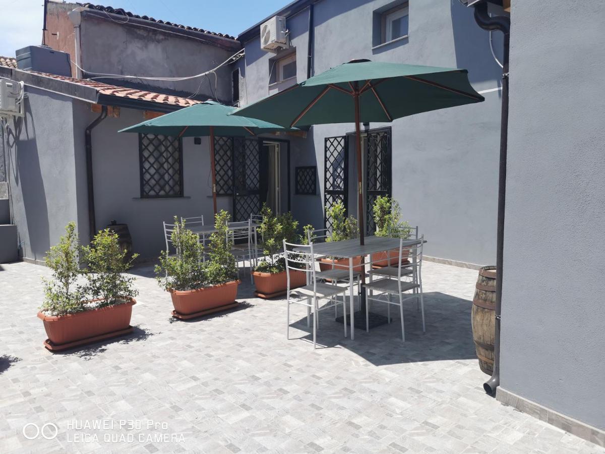 Il Giardino In Centro Apartman Catania-Fontanarossai nemzetközi repülőtér Kültér fotó
